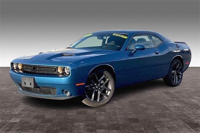 2023 dodge challenger sxt