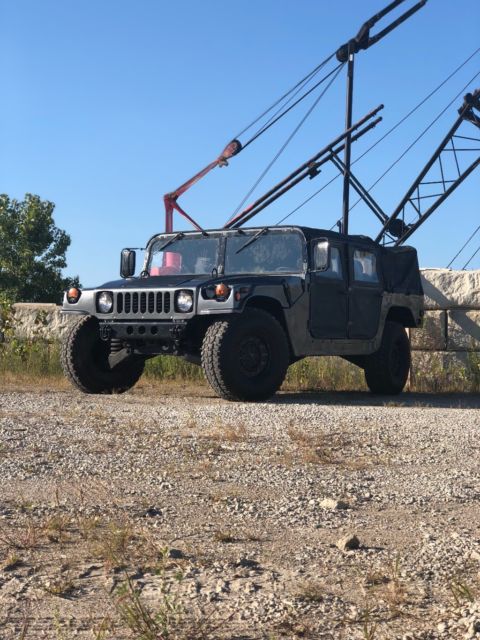 1985 humvee