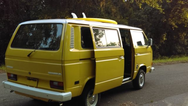 1985 volkswagen bus (total resto)