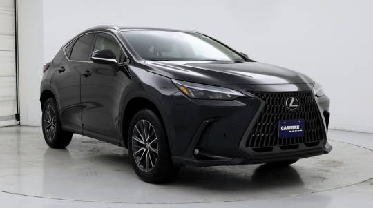 2022 Lexus se