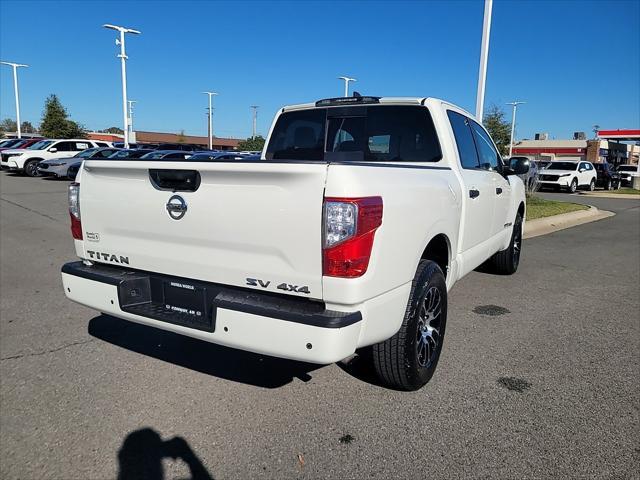 2022 nissan titan sv