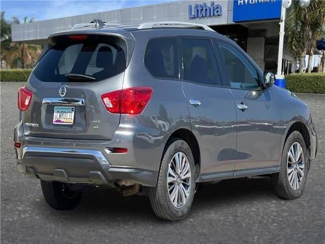 2020 nissan pathfinder sv in fresno, california