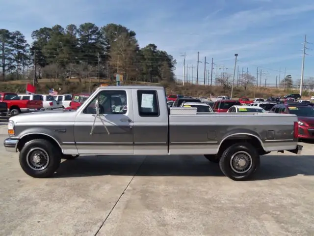ford f250 silver or aluminum with 105,576 miles, for sale!