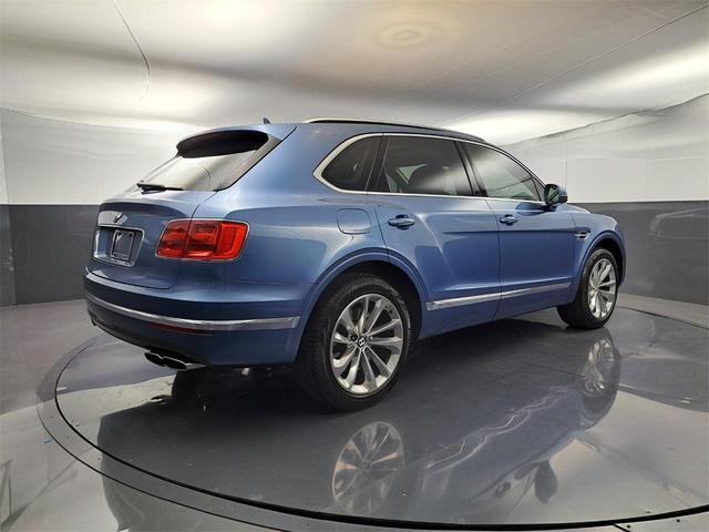 2019 bentley bentayga v8
