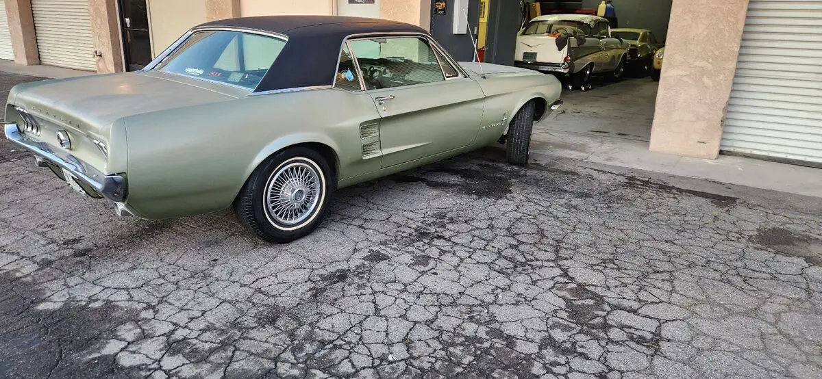 1967 ford mustang coupe green deluxe