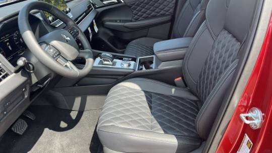 2024 Mitsubishi Outlander