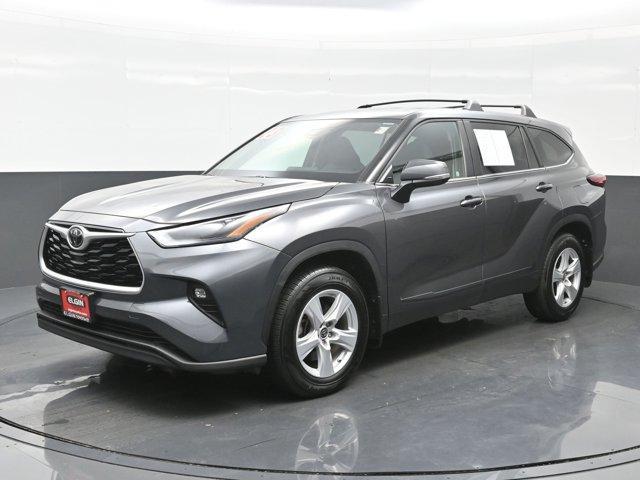 2023 toyota highlander le