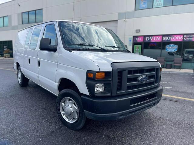 2014 ford e150 cargo