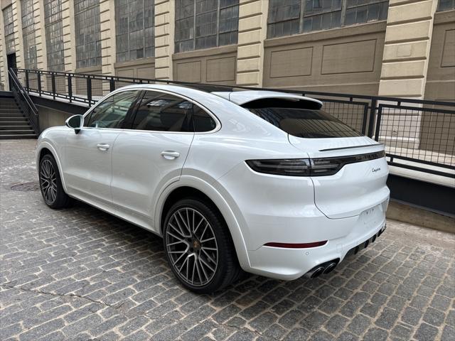 2023 porsche cayenne platinum edition