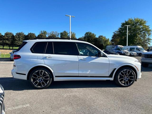 2025 bmw x7 m60i