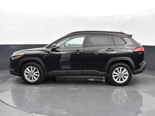 2022 toyota corolla cross le