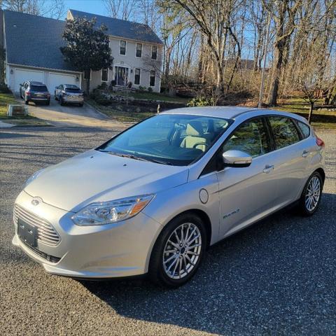 2016 ford focus electric base