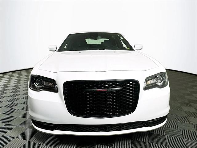 2023 chrysler 300 300s