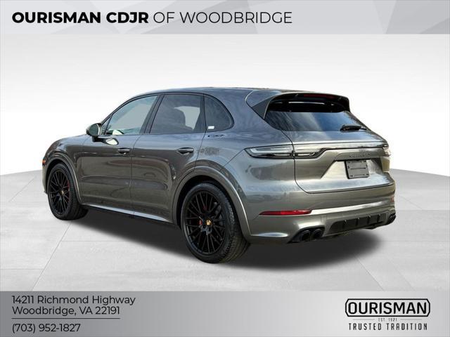 2021 porsche cayenne gts