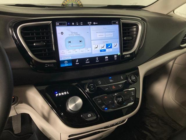 2022 chrysler pacifica touring-l