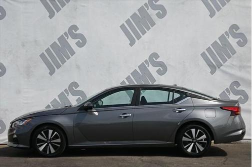 2021 nissan altima