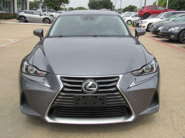 2017 lexus is 300 base