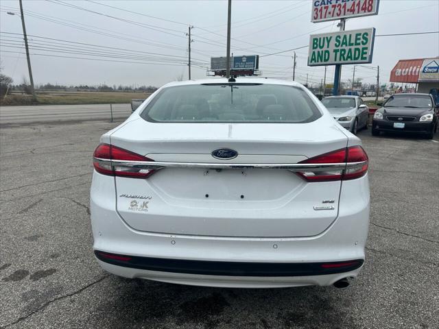2018 ford fusion se