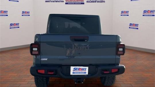 2024 Jeep Gladiator