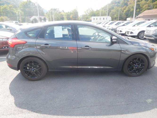 used 2016 ford focus se hatchback duncannon, pa 17020 for sale in cove, pennsylvania