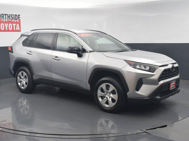 2021 toyota rav4 le