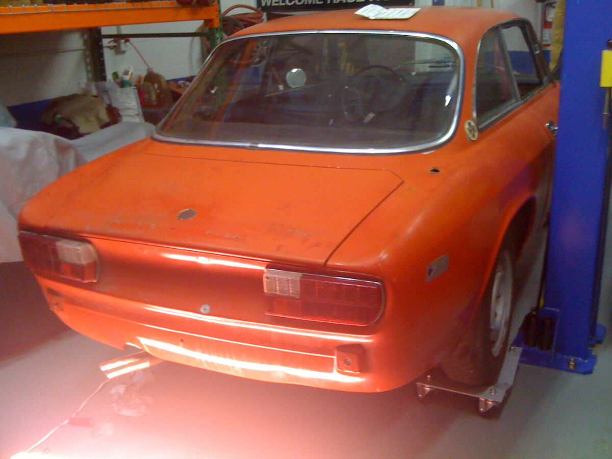 1971 alfa romeo gtv 1750 restoration project in process, complete car