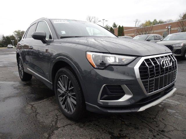 2022 audi q3 premium