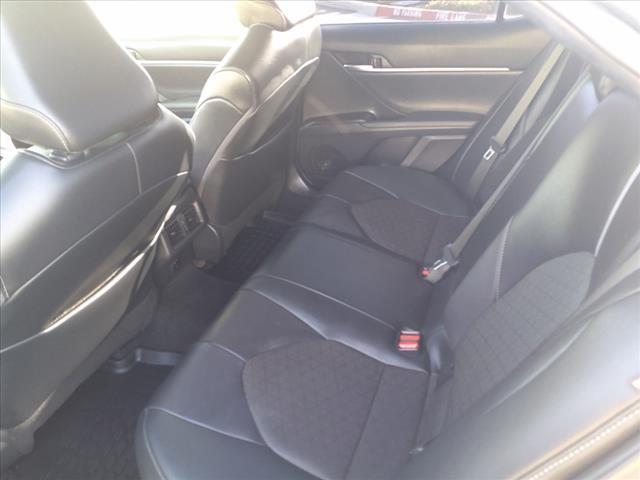 2022 toyota camry hybrid xse