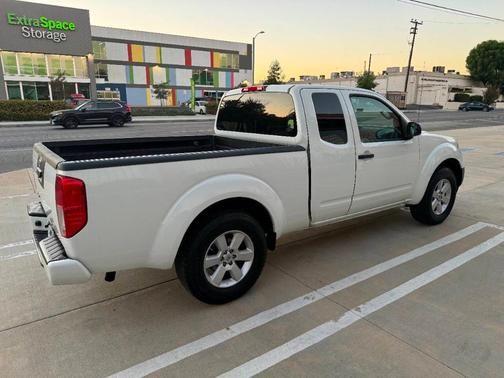 2017 nissan frontier