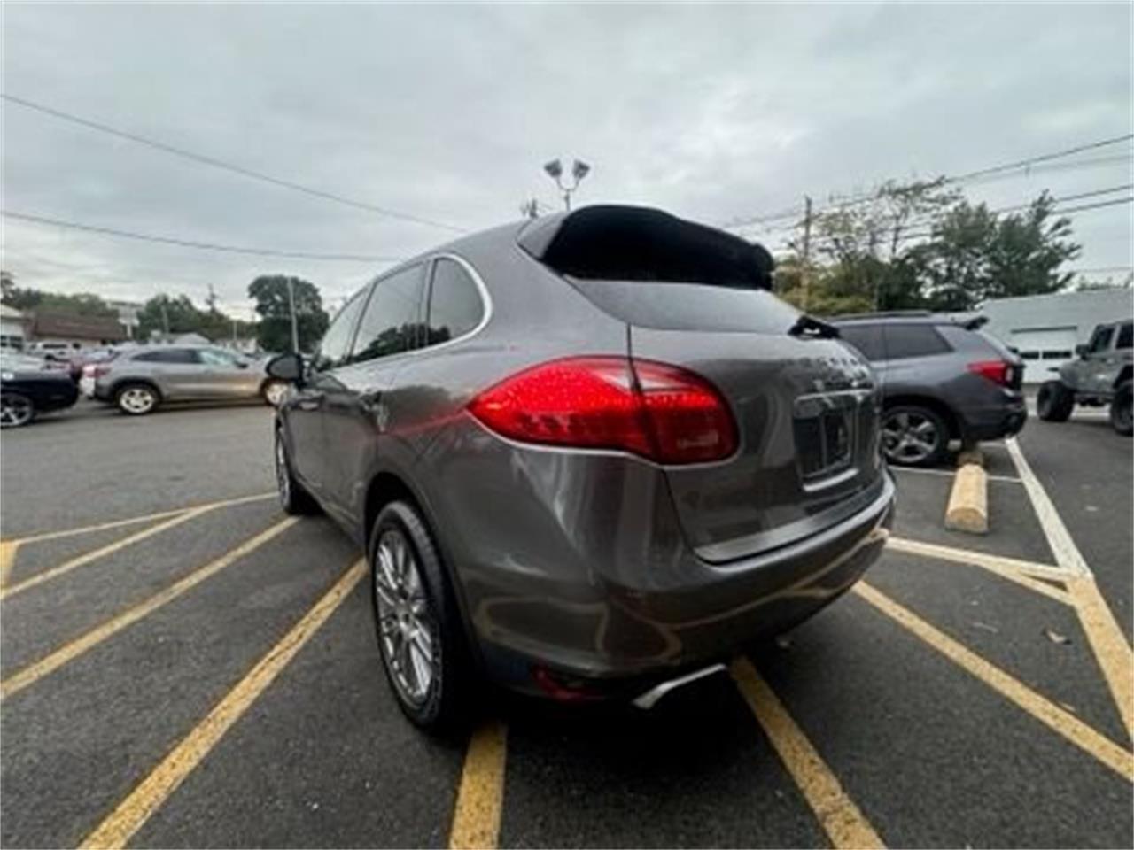 2011 porsche cayenne