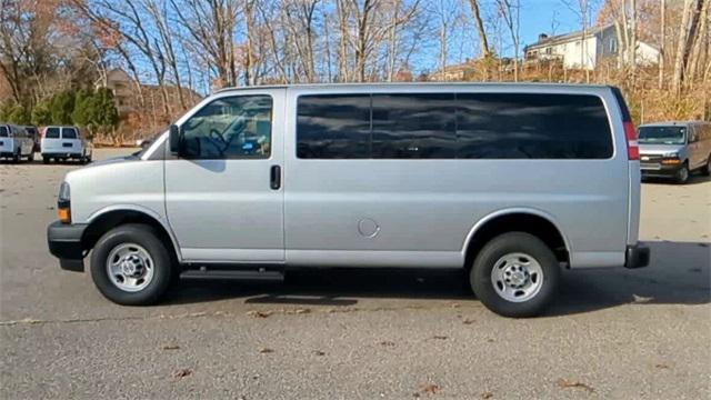 2024 chevrolet express 3500 rwd 3500 regular wheelbase ls