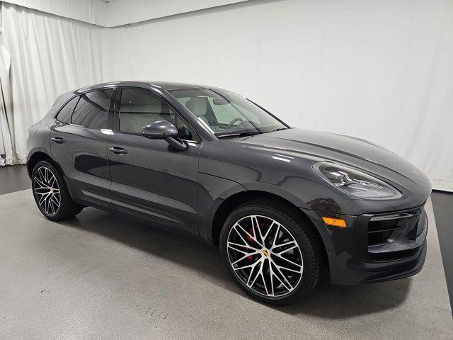 2022 porsche macan s