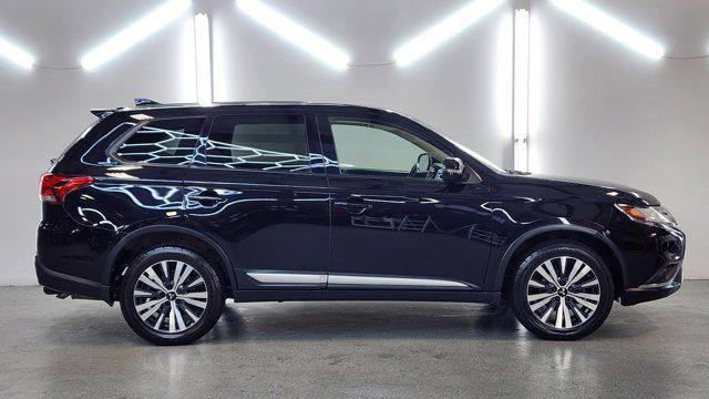 2019 mitsubishi outlander se
