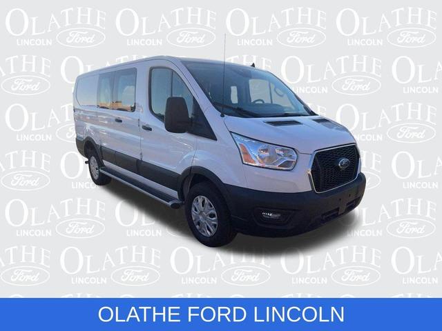 2022 ford transit-250 base