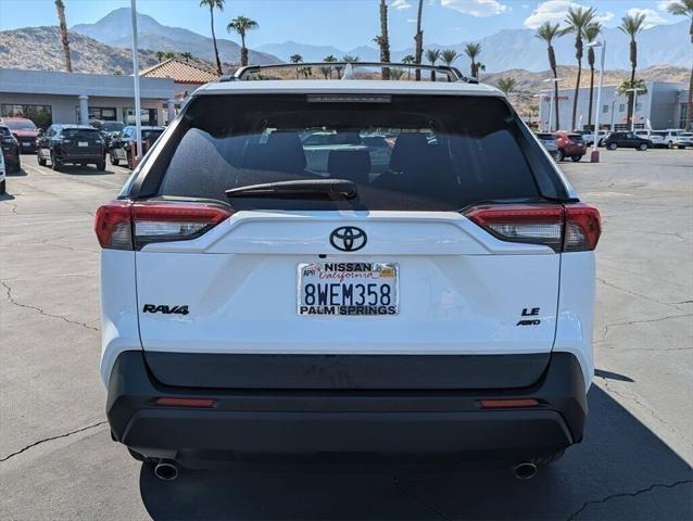2021 toyota rav4 le
