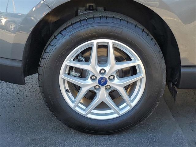 2022 ford edge sel