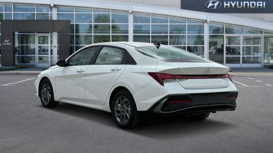 2024 Hyundai Elantra