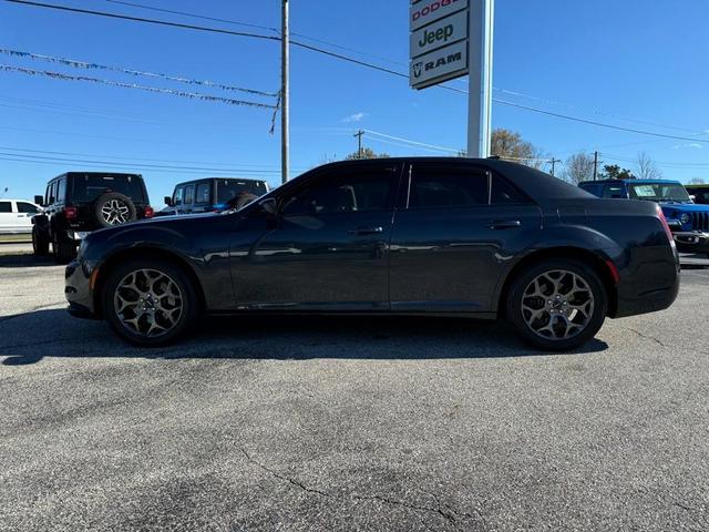 2016 chrysler 300 s
