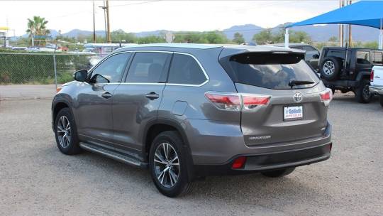 2016 Toyota Highlander