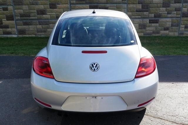 2014 volkswagen beetle auto 2.5l entry