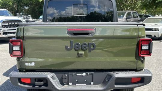 2024 Jeep Gladiator