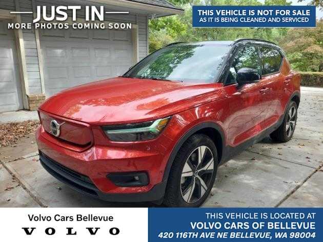 2022 volvo xc40 recharge pure electric plus