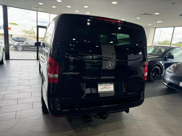 2017 mercedes-benz metris base