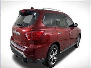 2020 Nissan Pathfinder sv