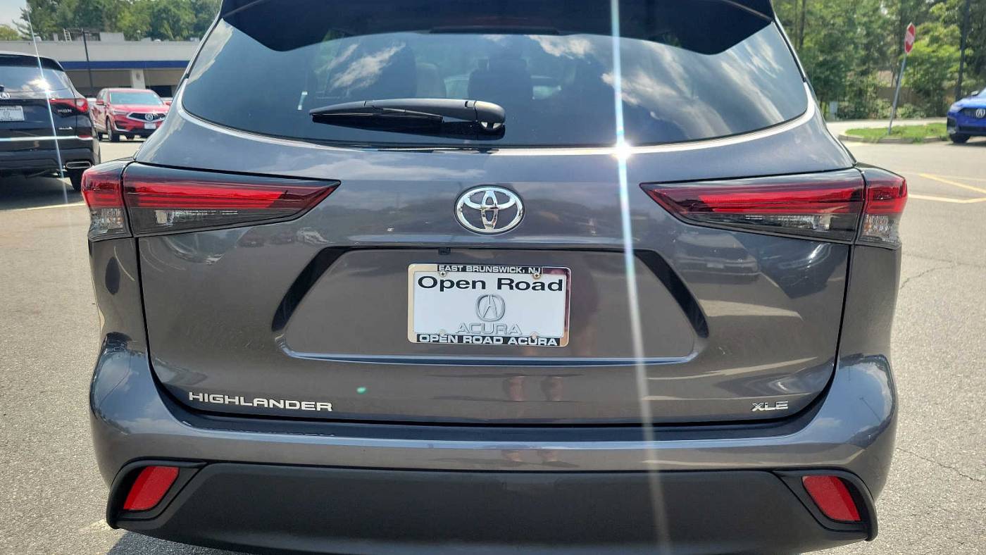 2024 toyota highlander xle