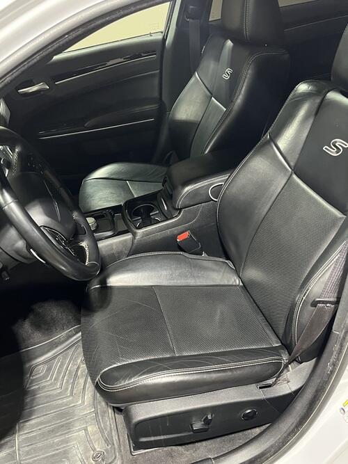 2018 chrysler 300s awd 3.6 with 96500 miles. has every option for the year