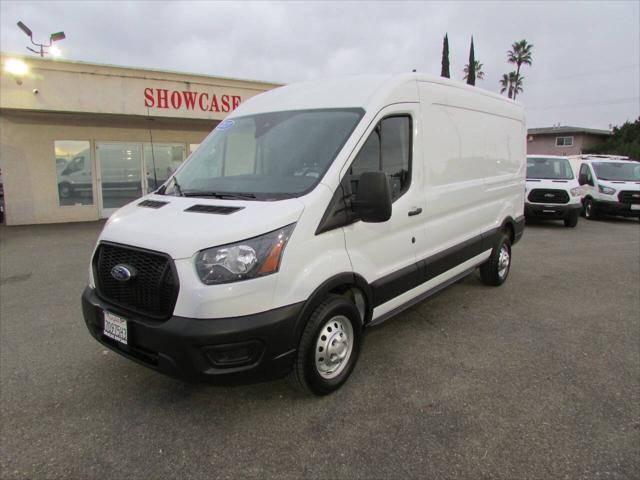 2023 ford transit-250 base
