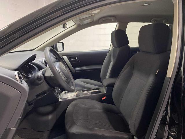 2015 nissan rogue select s