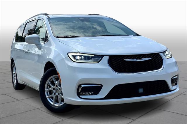 2022 chrysler pacifica touring l