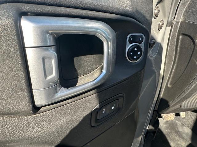 2020 jeep gladiator mojave